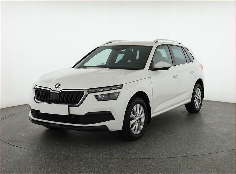 Škoda Kamiq (2021) Ambition Plus 1.5 TSI - fotka 2 z 17