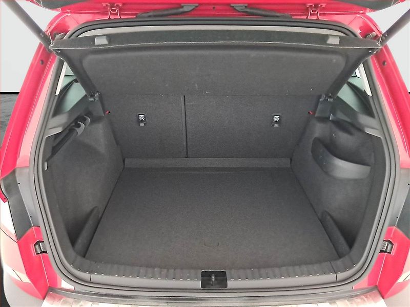 Škoda Karoq (2017) Style 2.0 TDI, 4X4, Automat - fotka 14 z 20