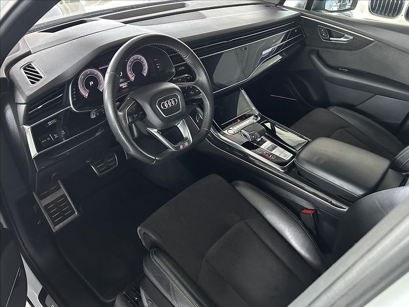 Audi Q7 3,0   50 TDI,QUATTRO,S-LINE - fotka 7 z 37