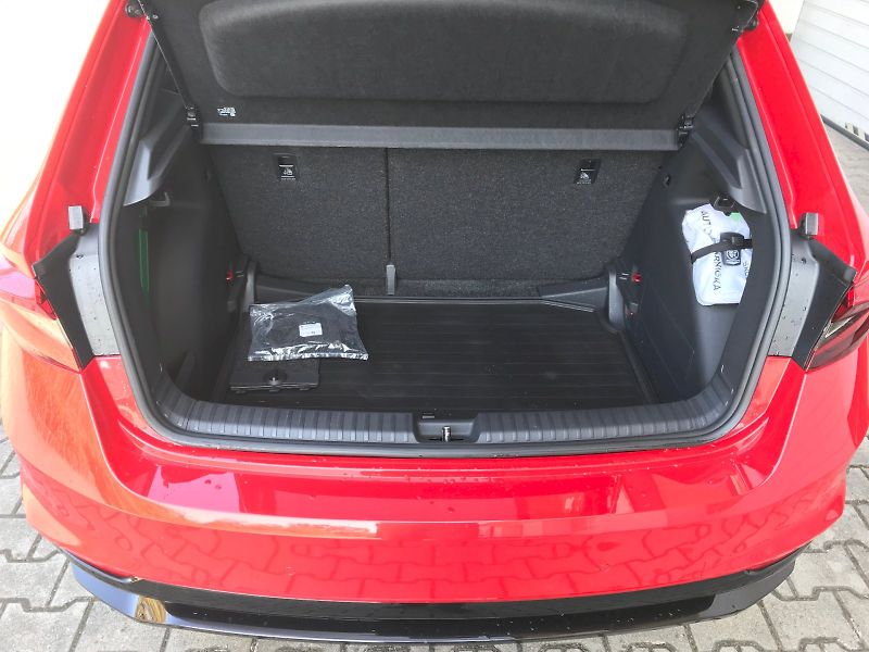 Škoda Fabia (2025) MONTE CARLO 1,0 TSI DSG - fotka 27 z 28