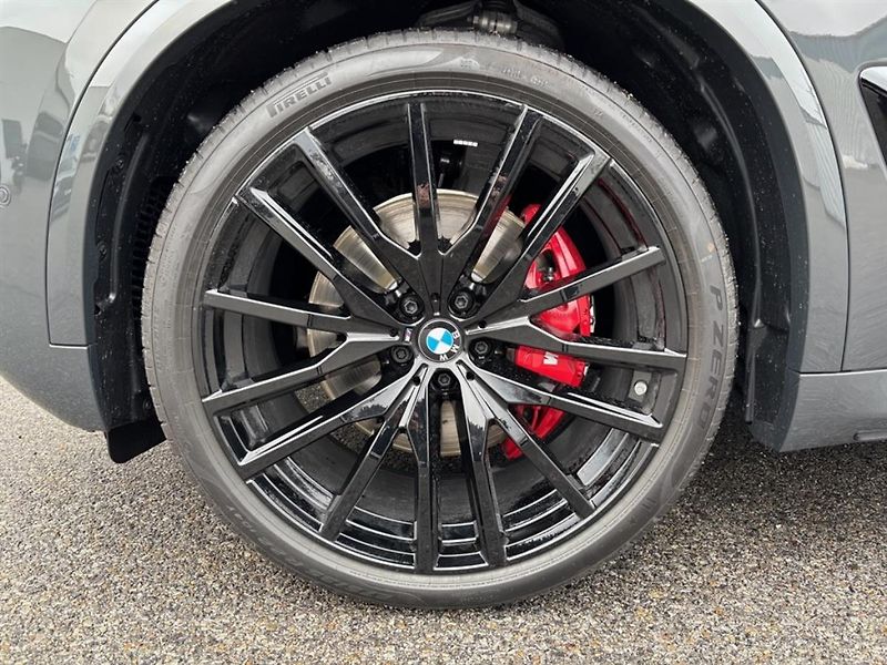 BMW X5 xDrive30d - fotka 4 z 17
