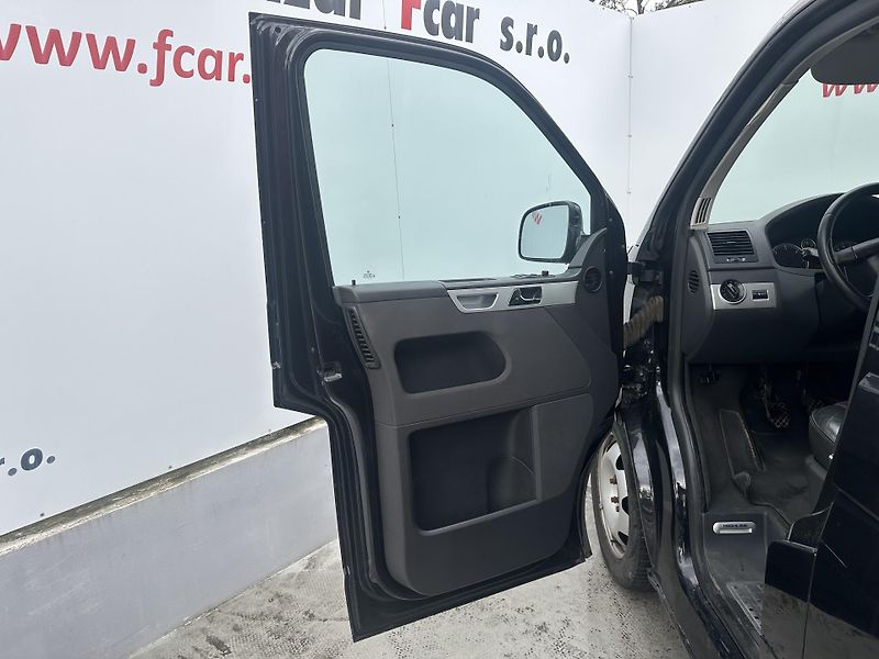 Volkswagen Multivan (2006) 2.5 TDI 128kW - fotka 9 z 19