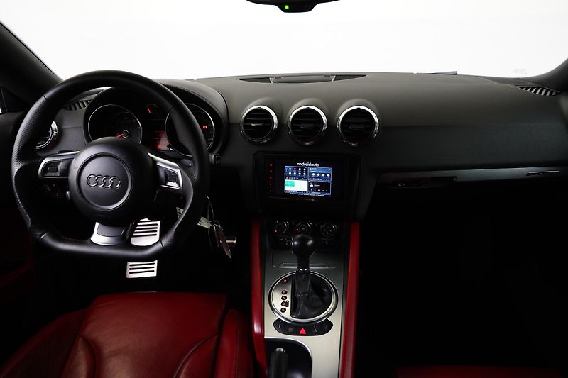 Audi TT - fotka 5 z 26