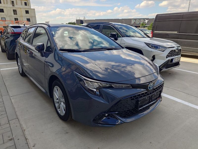 Toyota Corolla 1.8HEV Comfort Tech - fotka 8 z 10