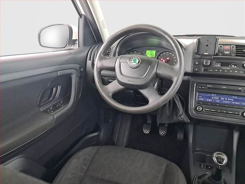 Škoda Roomster (2011) 1.2 12V, Tempomat - fotka 7 z 18