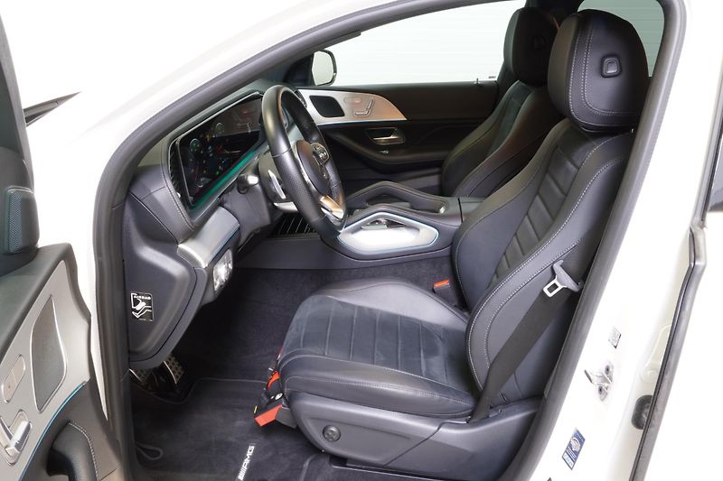 Mercedes-Benz GLE 300d,4matic,AMG,ČR,Tažné,360 - fotka 17 z 36