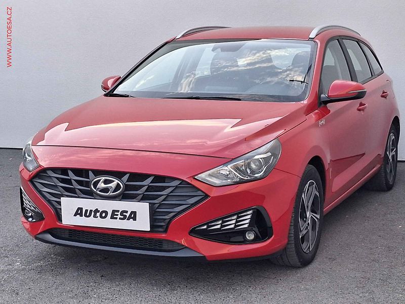Hyundai i30 (2021) 1.0 T-GDi, ČR, Kamera - fotka 3 z 18