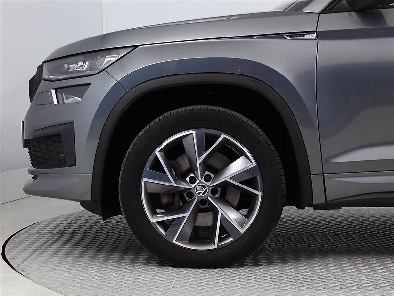 Škoda Kodiaq (2022) Sportline 2.0 TDI - fotka 13 z 24
