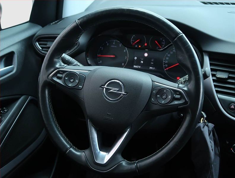 Opel Crossland X (2022) Edition 1.2, Serv.kniha - fotka 15 z 16