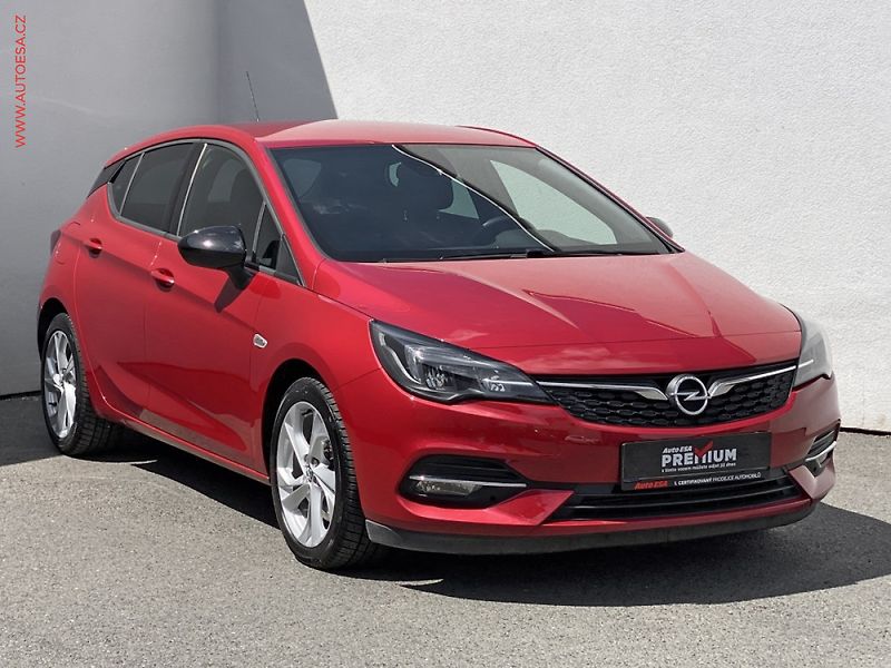 Opel Astra (2021) 1.5 CDTi, ČR, servis.kniha - fotka 1 z 3
