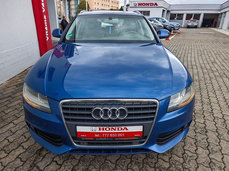 Audi A4 (2008) Avant 2.0 TDi Automat - fotka 35 z 37