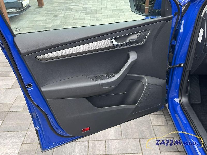 Škoda Karoq Style 2.0TDI 110kw 4x4 DSG - fotka 36 z 56