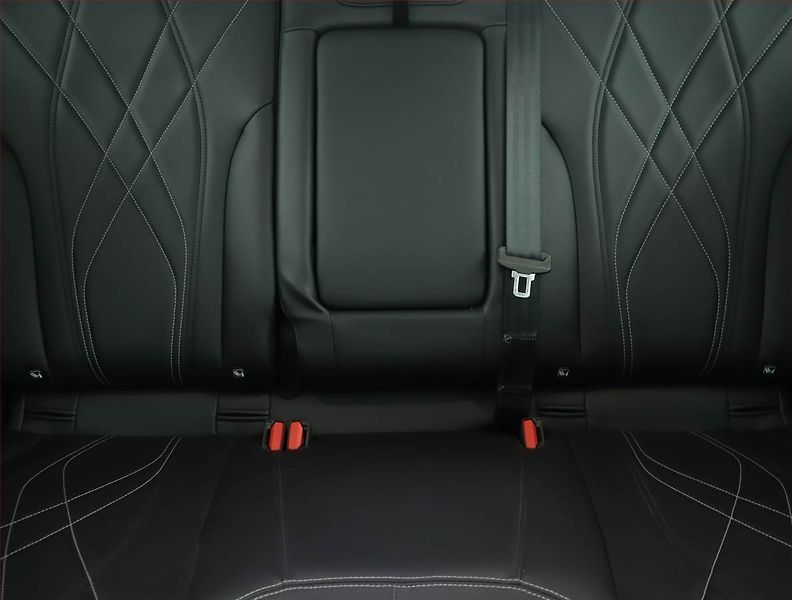 Ford Mustang Mach-E (2021) Standard Range RWD, SoH 94% - fotka 10 z 19