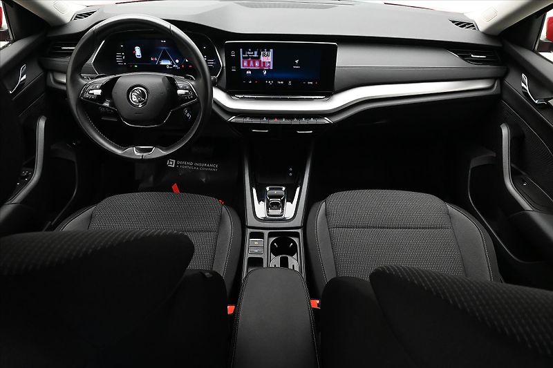 Škoda Octavia 2,0 110kW DSG Ambition Záruka - fotka 15 z 30