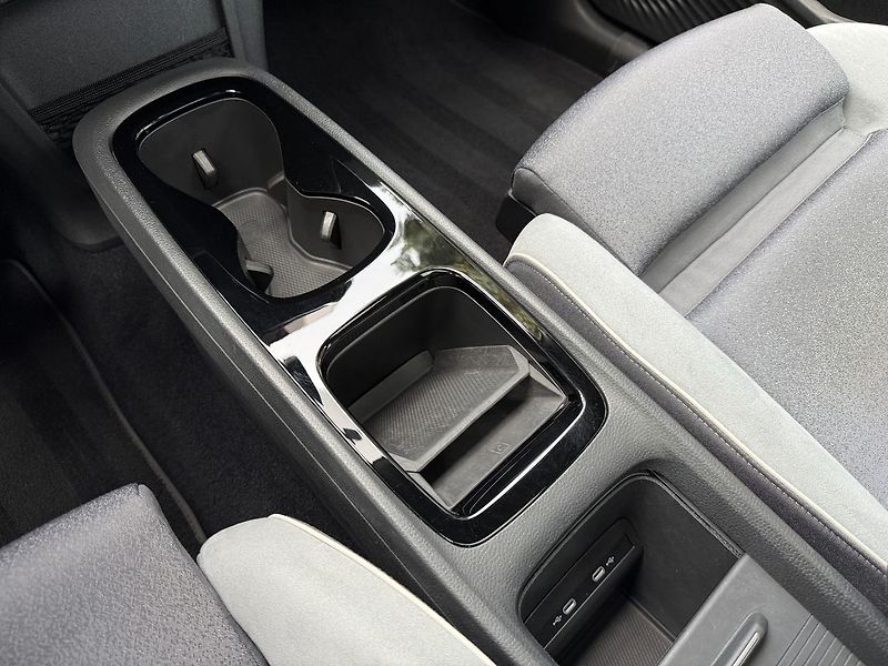 Volkswagen ID.3 PRO 150kW / Tažné / 62kWh / MA - fotka 30 z 42