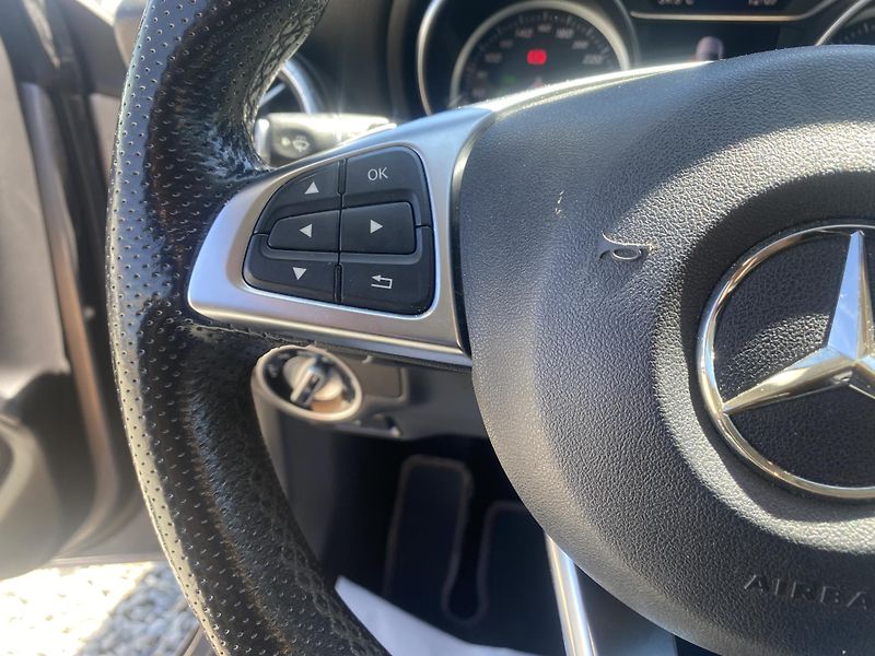 Mercedes-Benz CLA 220D 170PS AMG SERVIS MB - fotka 152 z 160