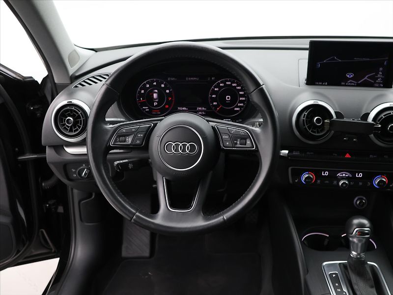 Audi A3 1,5 TSI 110kW S-tronic - fotka 19 z 35