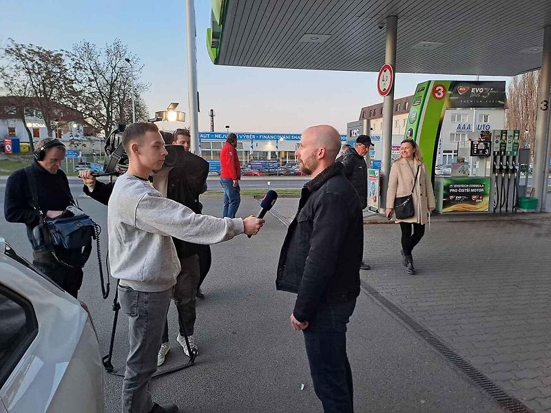 Čerpací stanice MOL napříč republikou zavedly speciální bezpečnostní opatření proti lupičům.