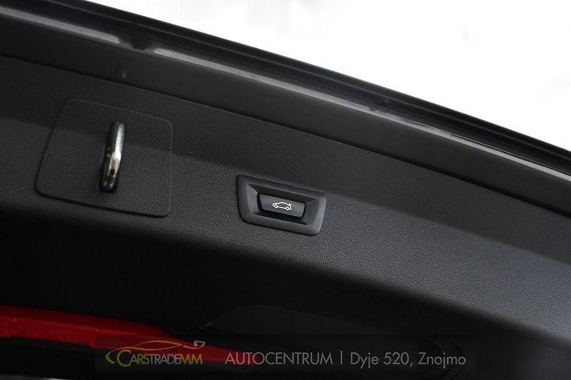 BMW Řada 2 218d GT TAŽNÉ ČR 7MÍST 1M - fotka 50 z 55