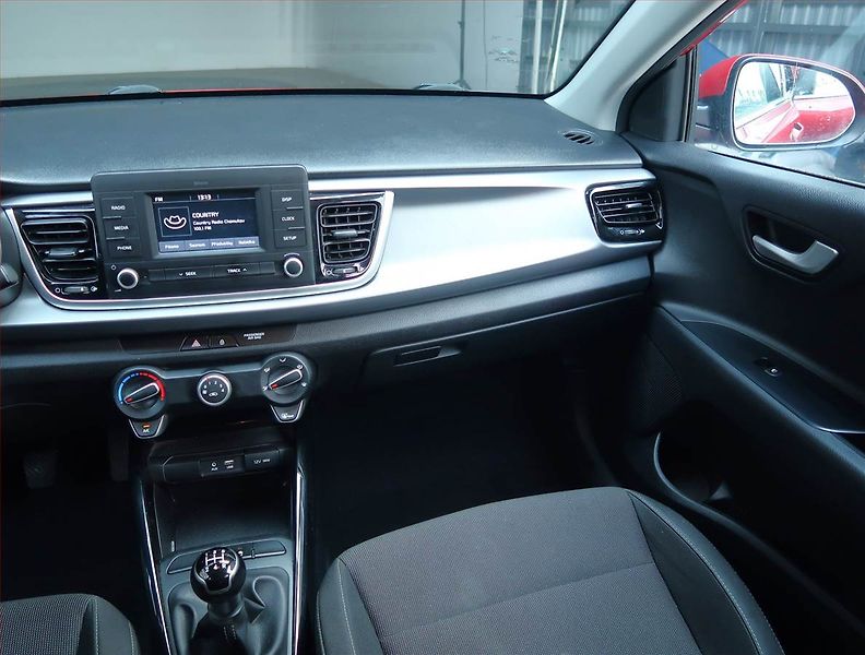 Kia Rio (2017) 1.25 CVVT, Serv.kniha - fotka 8 z 15