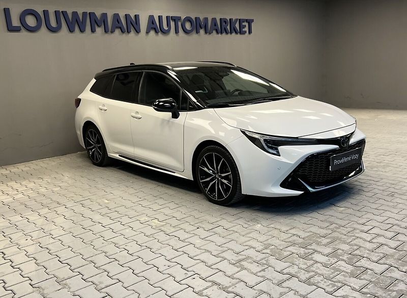 Toyota Corolla 2.0 Hybrid AT GR SPORT DYNAMIC - fotka 14 z 17