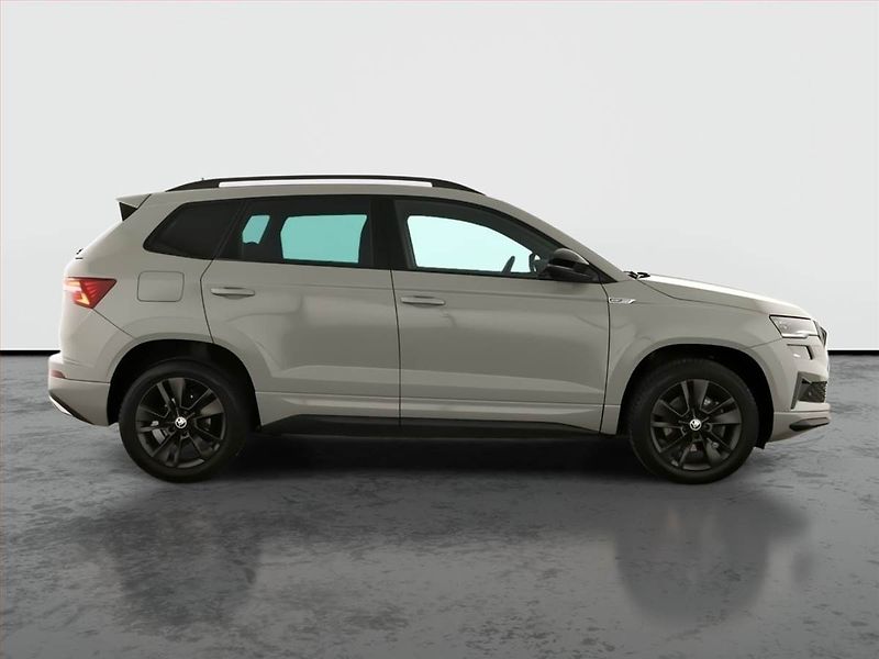 Škoda Karoq (2023) Sportline 1.5 TSI - fotka 6 z 19