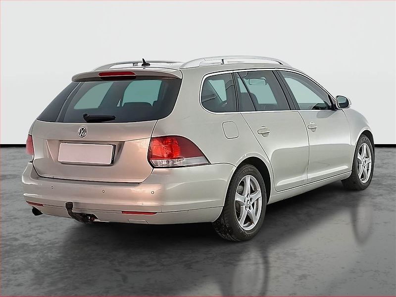 Volkswagen Golf (2010) 1.6 TDI, po STK, Tažné - fotka 5 z 15