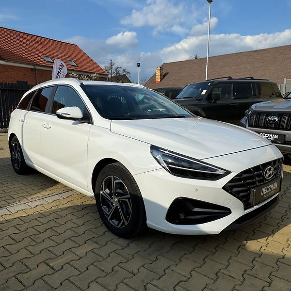 Hyundai i30 (2022) Záruka od výrobce! - fotka 2 z 33