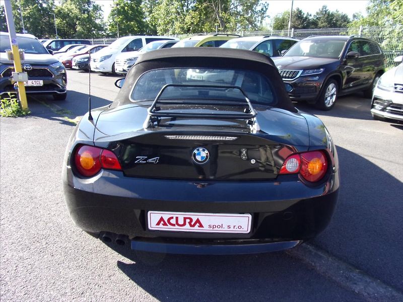 BMW Z4 2,5 i Roadster 141kW kůže - fotka 4 z 22