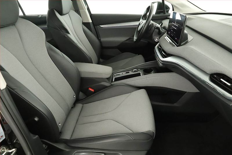 Škoda Enyaq (2022) iV 80 (82 kWh), SoH 97% - fotka 7 z 19