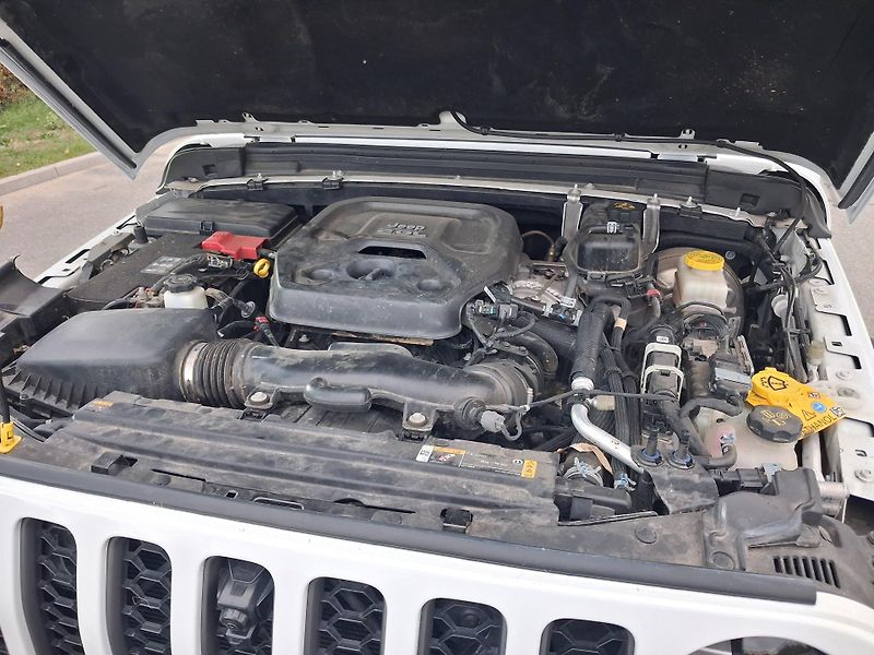 Jeep Wrangler (2021) Rubicon, 1. majitel, ČR - fotka 32 z 62