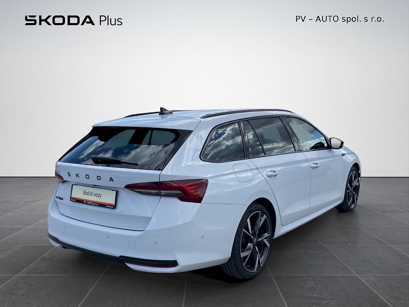 Škoda Octavia (2025) Sportline 2.0 TDI 110 kW DSG - fotka 2 z 35