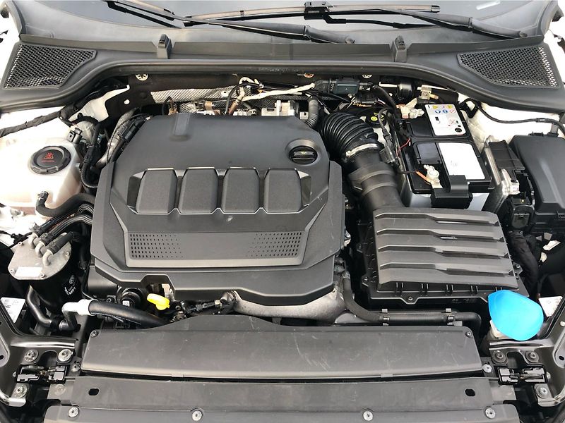 Škoda Octavia 2.0 TDI Ambition - fotka 28 z 28