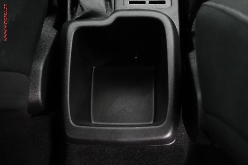 Ford Focus (2018) 1.5 TDCi, ČR, autoAC - fotka 21 z 22