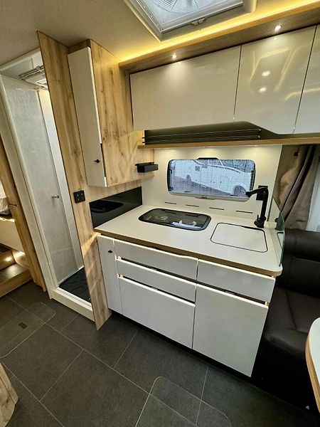 LeVoyageur (2025) 7.8GJF Eterna + BONUS - fotka 18 z 36