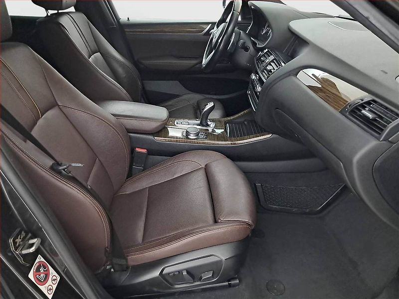 BMW X4 (2016) xDrive30d, 4X4, Automat - fotka 9 z 21