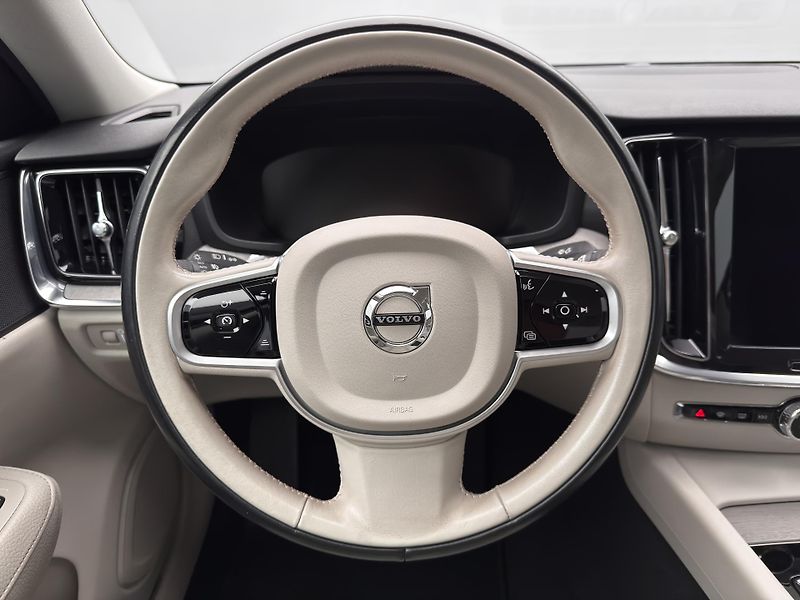 Volvo S60 T5 INSCRIPTION CZ - fotka 24 z 44