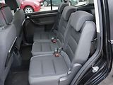 Volkswagen Touran (2014) 2.0TDi, DSG, park.asist - náhled 10