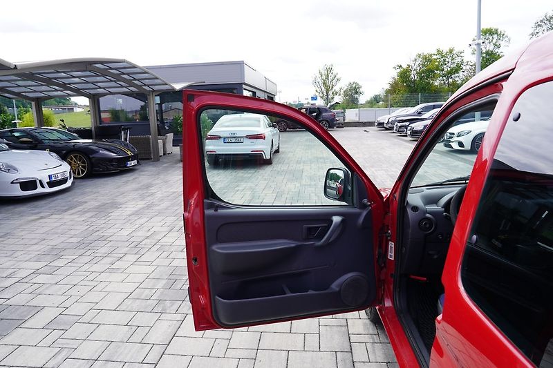 Peugeot Partner 1.4i, ČR, 5 míst - fotka 14 z 26
