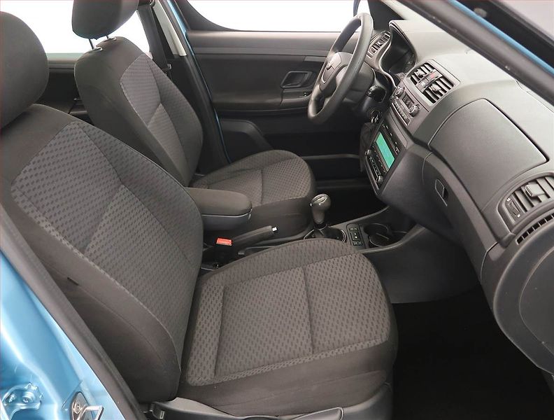 Škoda Roomster (2012) 1.2 TSI, Serv.kniha - fotka 9 z 19