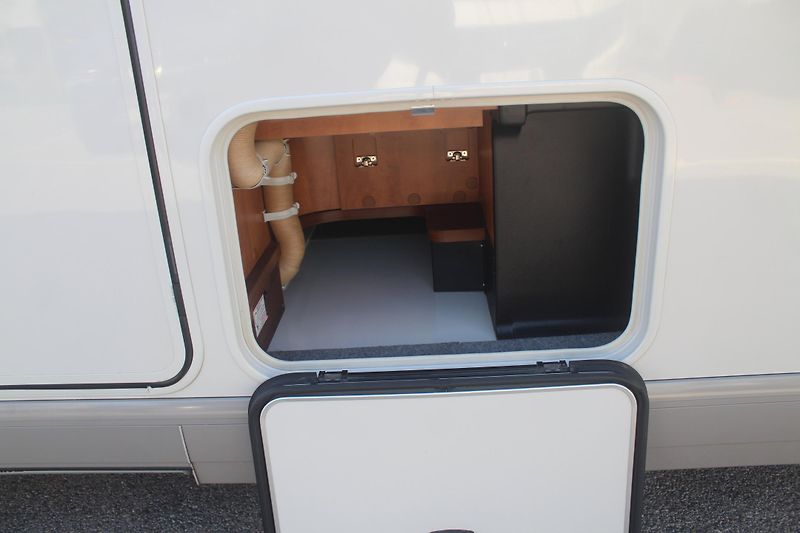 Carthago (2017) C-LINE I 4.8 LE - fotka 10 z 85