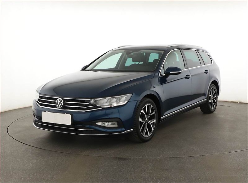 Volkswagen Passat (2023) Elegance 2.0 TDI - fotka 2 z 20