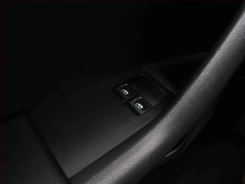 Škoda Octavia (2016) Ambition 1.6 TDI, Tempomat - fotka 15 z 15