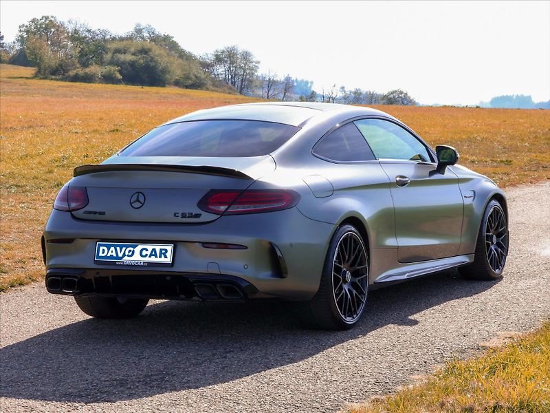 Mercedes-Benz Třídy C 63 S 4,0 AMG 375kW DPH Záruka - fotka 7 z 51