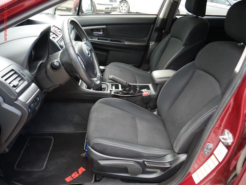 Subaru XV (2015) 2.0 i 4x4, Klima - fotka 9 z 18