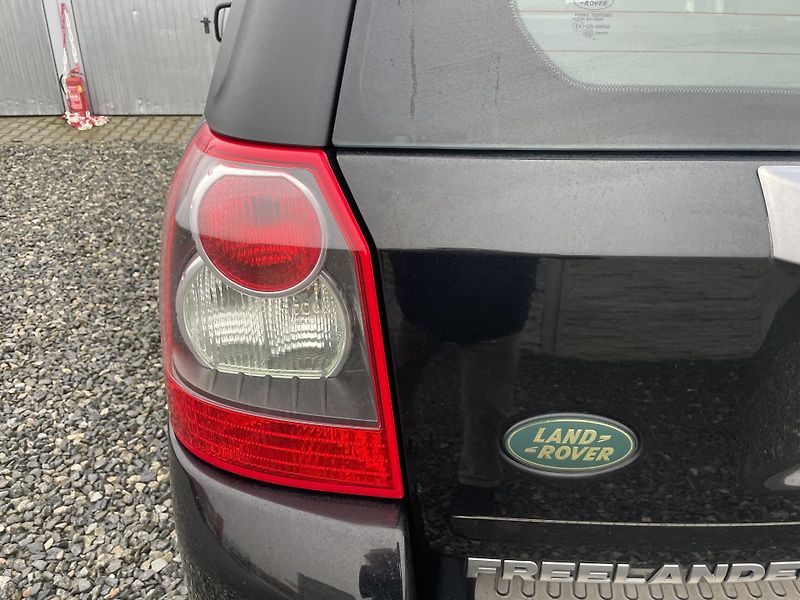 Land Rover Freelander 2.2TD4 160PS 4x4 136TKM SPORT! - fotka 42 z 201