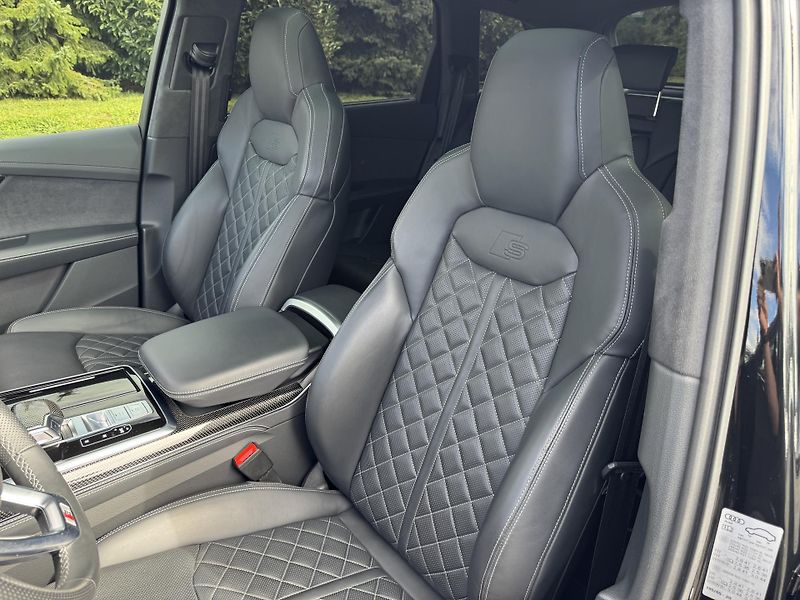 Audi SQ7 SQ7,373kw,7míst,ČR-1.maj. - fotka 27 z 51