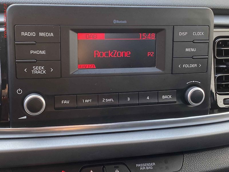 Kia Rio (2022) 1.2 i, 1.maj,ČR - fotka 17 z 19