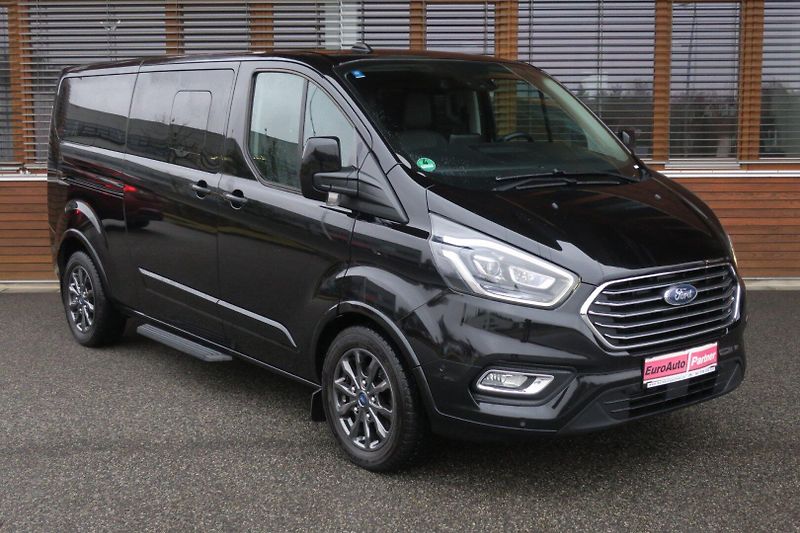 Ford Tourneo Custom (2020) 2.0 TDCi 320 L2 Titanium 8Míst - fotka 5 z 50