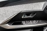 Peugeot 5008 (2026) 1,2 BUSINESS Hybrid 145 e-DCS6 - náhled 9